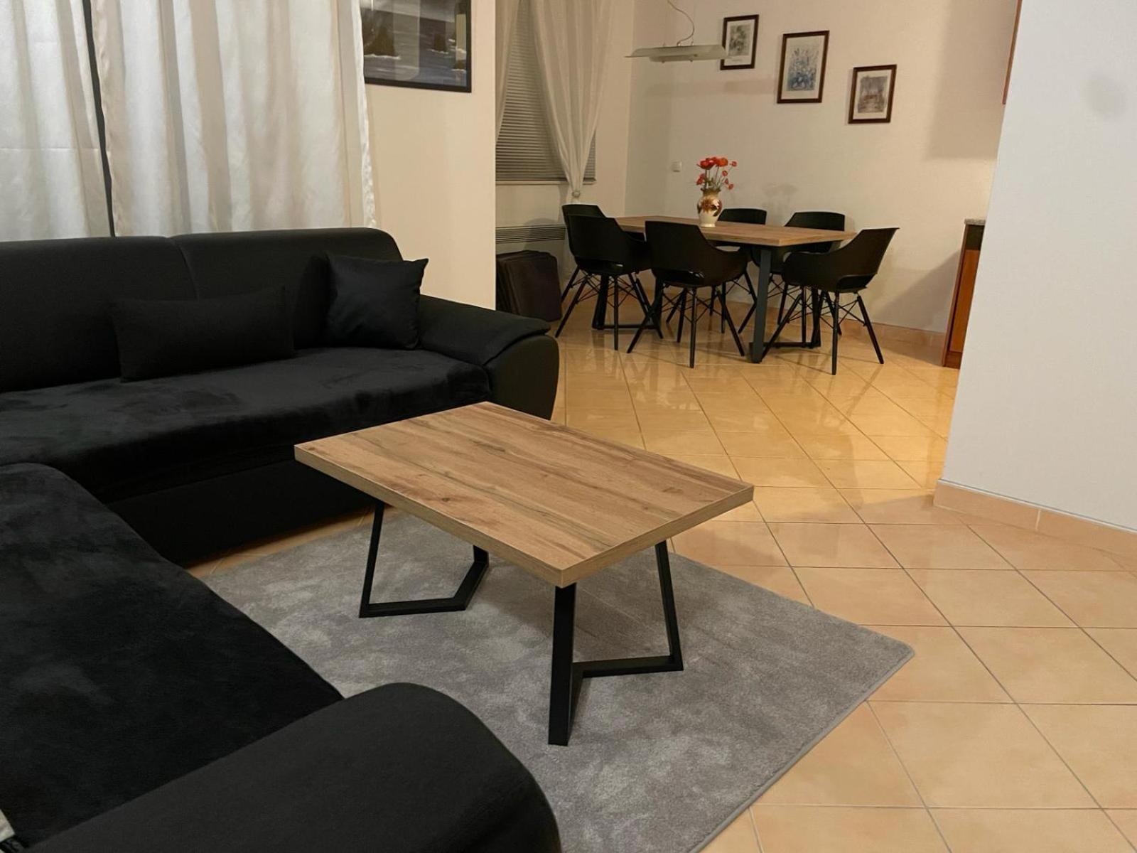 Apartment Dalmatien Traumhaus Makarska Esterno foto
