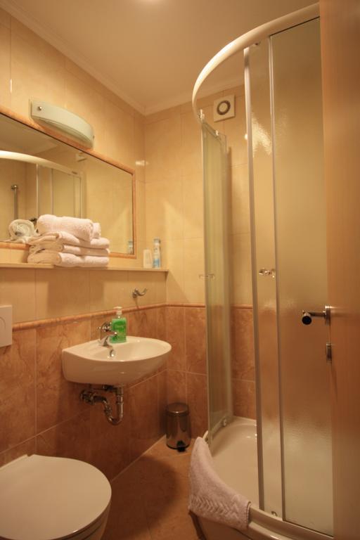 Apartment Dalmatien Traumhaus Makarska Esterno foto