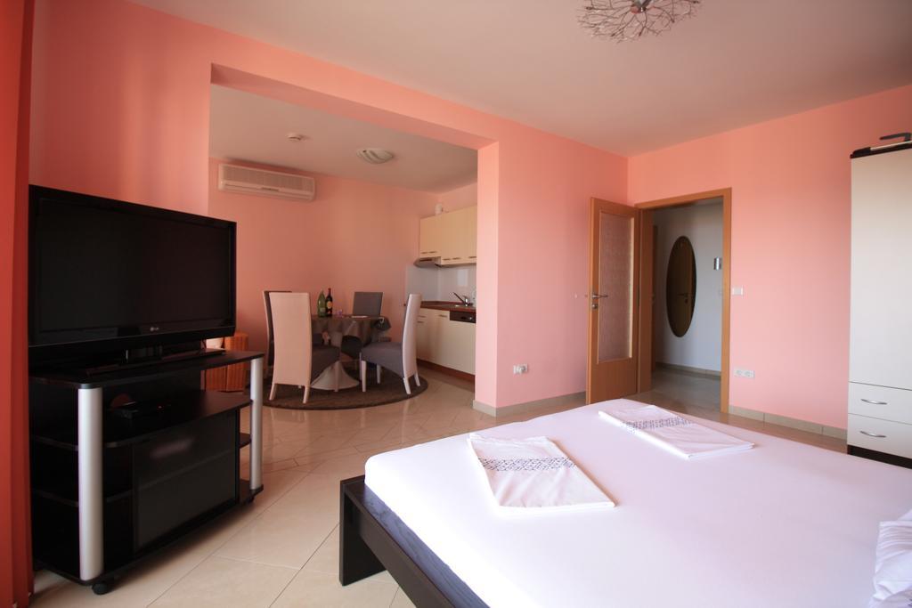 Apartment Dalmatien Traumhaus Makarska Esterno foto