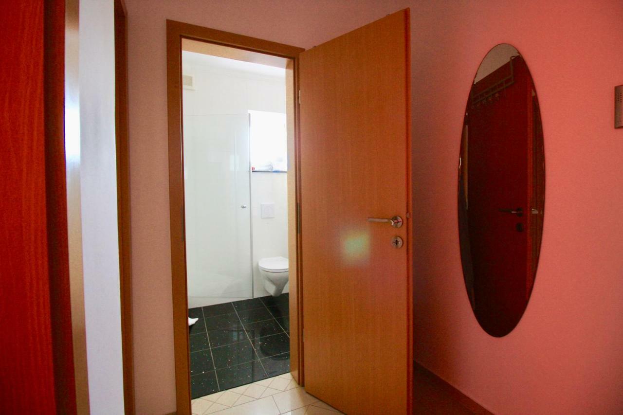 Apartment Dalmatien Traumhaus Makarska Esterno foto