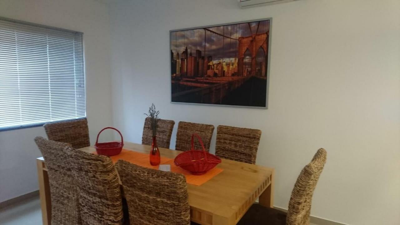 Apartment Dalmatien Traumhaus Makarska Esterno foto